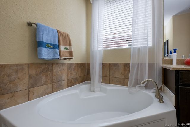 12422 Caprock Creek, San Antonio, TX 78254