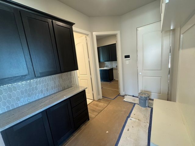 715 Water Side Drive, Van Alstyne, TX 75495