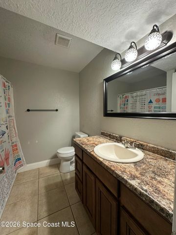 2101 Forest Knoll Drive NE 01-201, Palm Bay, FL 32905