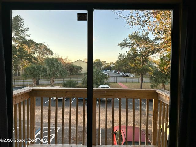 2101 Forest Knoll Drive NE 01-201, Palm Bay, FL 32905