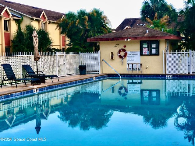 2101 Forest Knoll Drive NE 01-201, Palm Bay, FL 32905