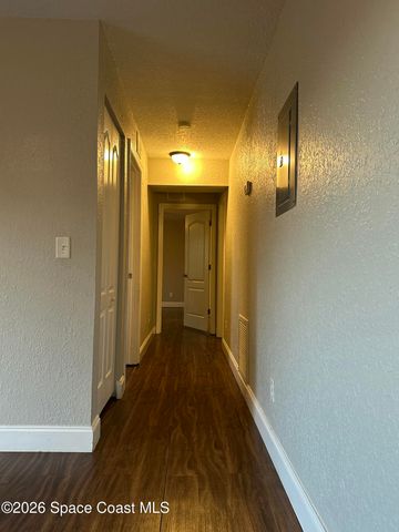 2101 Forest Knoll Drive NE 01-201, Palm Bay, FL 32905