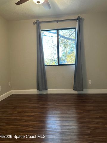 2101 Forest Knoll Drive NE 01-201, Palm Bay, FL 32905