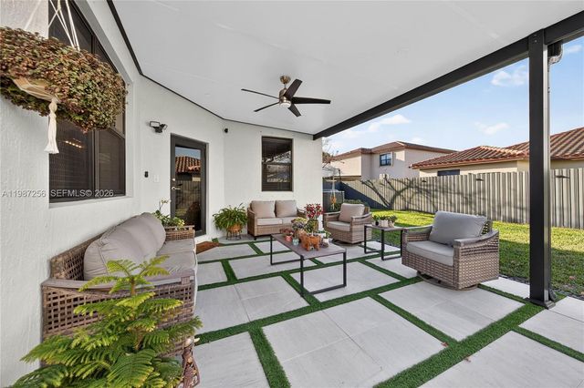 11883 SW 234th Ln, Homestead, FL 33032