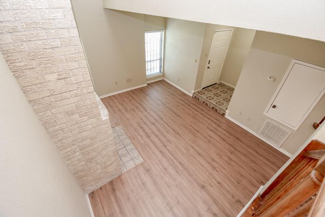 11280 Braes Forest Drive 205, Houston, TX 77071