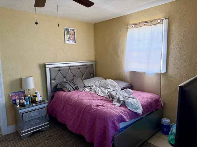 1105 W 34th Street, Riviera Beach, FL 33404