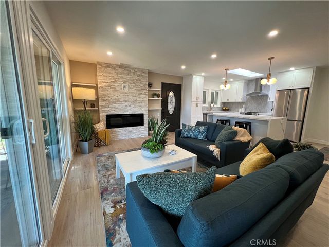 2338 Avenida Sevilla N, Laguna Woods, CA 92637