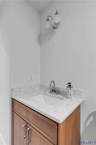 610 Cheatwood Ave, Richmond, VA 23222