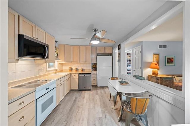 5909 Goddard Street, Shawnee, KS 66203