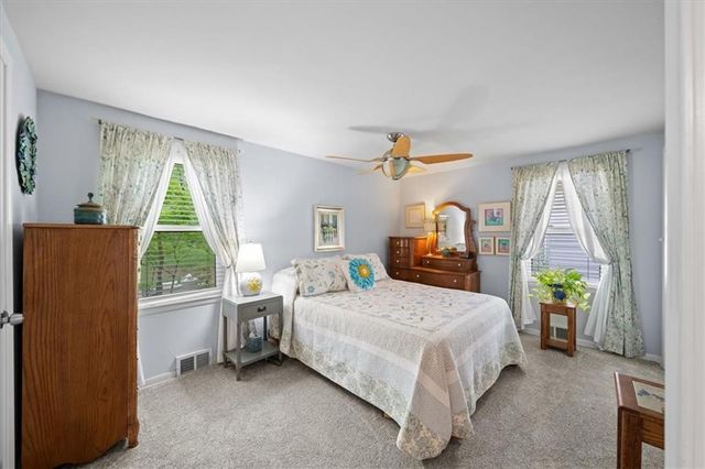 5909 Goddard Street, Shawnee, KS 66203