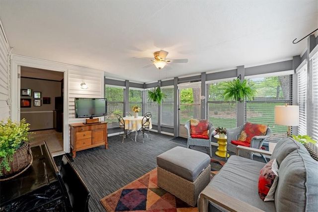 5909 Goddard Street, Shawnee, KS 66203