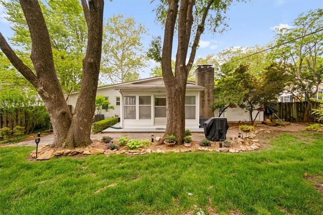 5909 Goddard Street, Shawnee, KS 66203