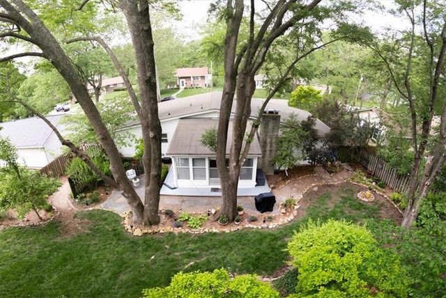 5909 Goddard Street, Shawnee, KS 66203