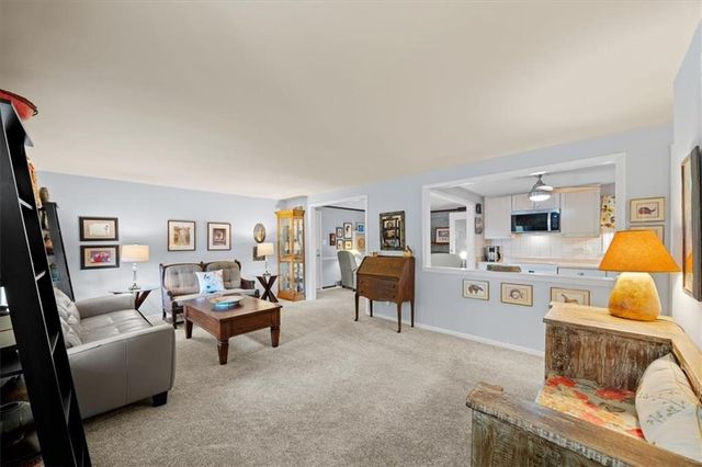 5909 Goddard Street, Shawnee, KS 66203