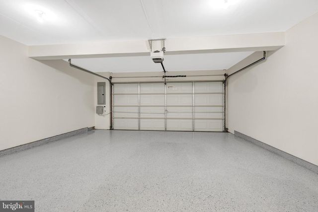 42628 FREISTADT SQ, Sterling, VA 20166