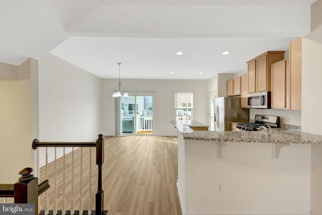 42628 FREISTADT SQ, Sterling, VA 20166