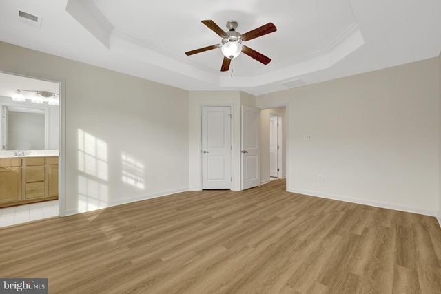 42628 FREISTADT SQ, Sterling, VA 20166