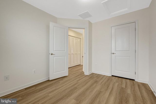 42628 FREISTADT SQ, Sterling, VA 20166