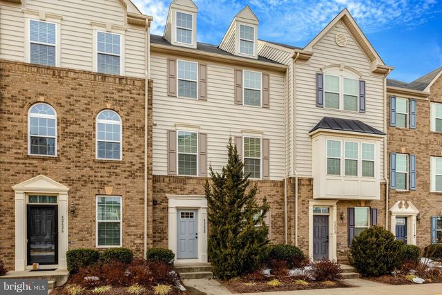 42628 FREISTADT SQ, Sterling, VA 20166