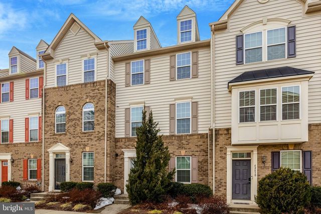 42628 FREISTADT SQ, Sterling, VA 20166