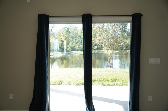 855 Sycamore Way, Orange Park, FL 32073