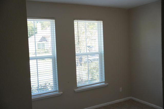 855 Sycamore Way, Orange Park, FL 32073