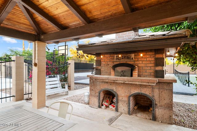 4106 E FAIRVIEW Circle, Mesa, AZ 85206