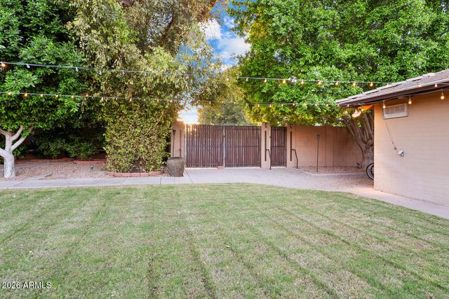 4106 E FAIRVIEW Circle, Mesa, AZ 85206