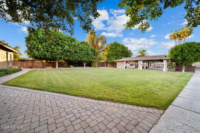 4106 E FAIRVIEW Circle, Mesa, AZ 85206