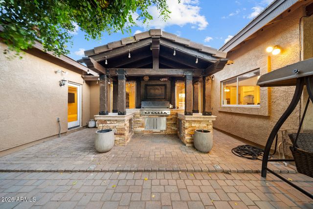 4106 E FAIRVIEW Circle, Mesa, AZ 85206