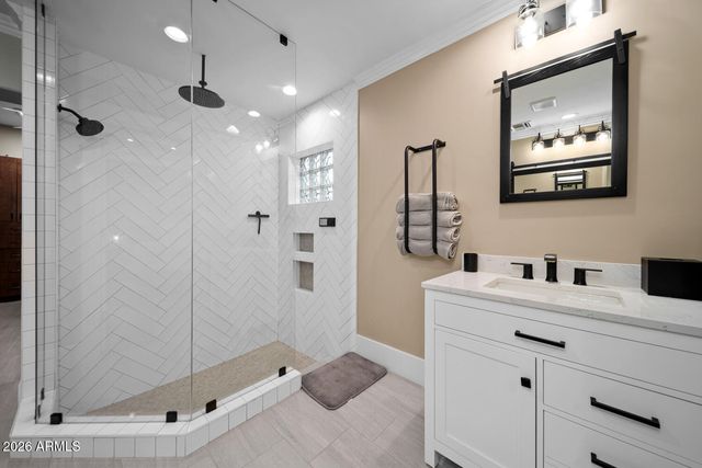 4106 E FAIRVIEW Circle, Mesa, AZ 85206