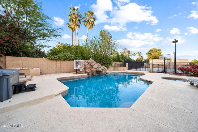 4106 E FAIRVIEW Circle, Mesa, AZ 85206