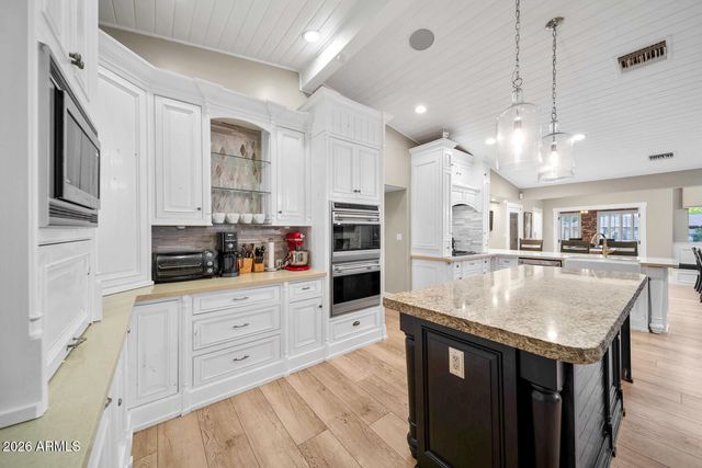 4106 E FAIRVIEW Circle, Mesa, AZ 85206