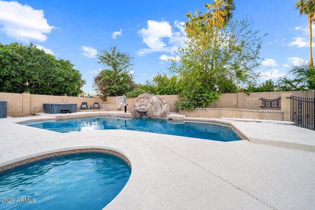 4106 E FAIRVIEW Circle, Mesa, AZ 85206