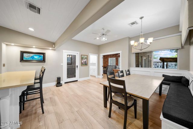 4106 E FAIRVIEW Circle, Mesa, AZ 85206