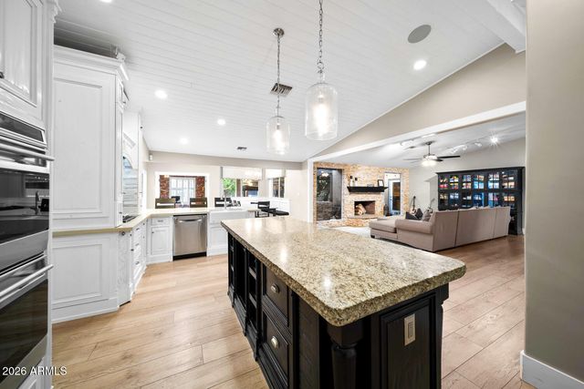 4106 E FAIRVIEW Circle, Mesa, AZ 85206