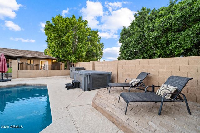 4106 E FAIRVIEW Circle, Mesa, AZ 85206