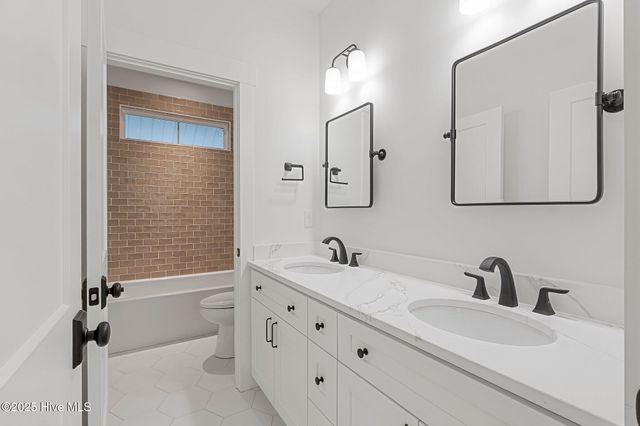 440 W Illinois Avenue, Southern Pines, NC 28387