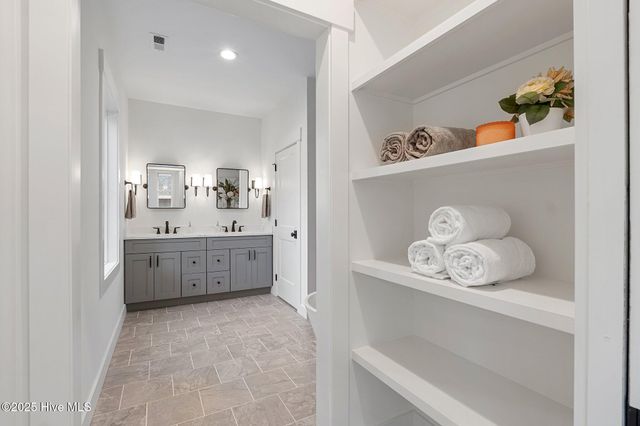 440 W Illinois Avenue, Southern Pines, NC 28387