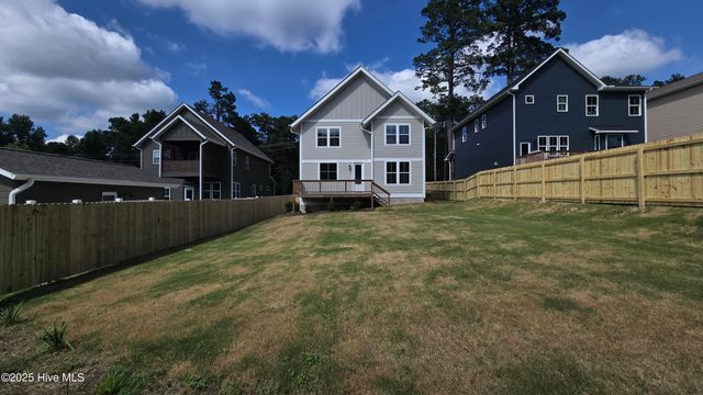 440 W Illinois Avenue, Southern Pines, NC 28387