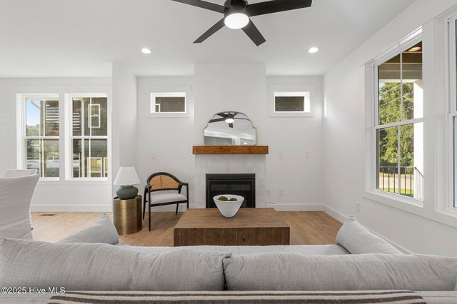 440 W Illinois Avenue, Southern Pines, NC 28387