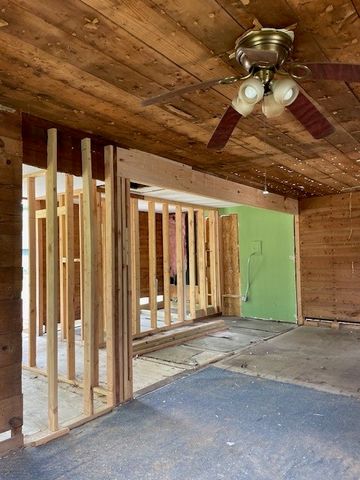 515 E Murray Street, Denison, TX 75021