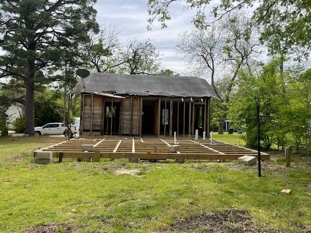 515 E Murray Street, Denison, TX 75021