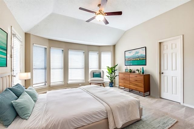 6804 Glen Dale Drive, Arlington, TX 76017