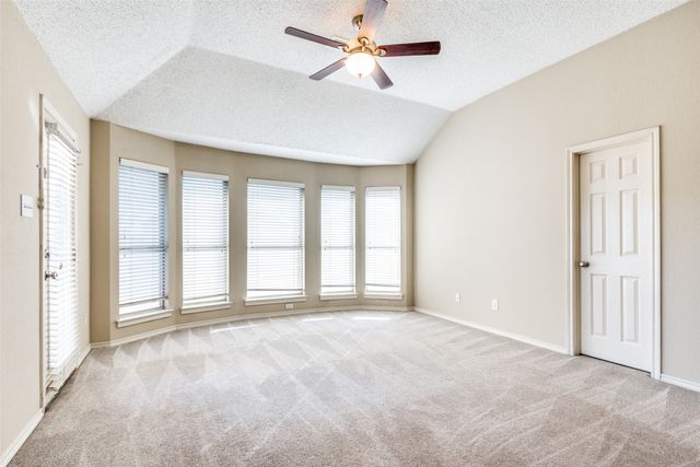 6804 Glen Dale Drive, Arlington, TX 76017