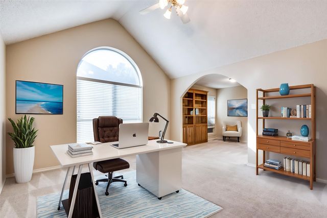 6804 Glen Dale Drive, Arlington, TX 76017