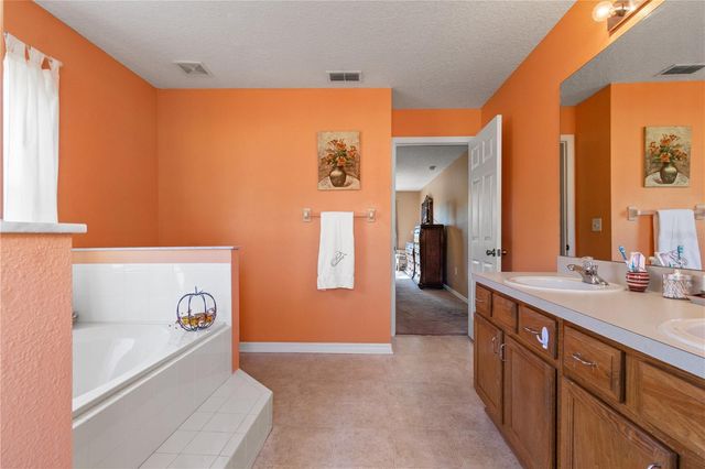 4239 W DORCHESTER CIRCLE, Dunnellon, FL 34433