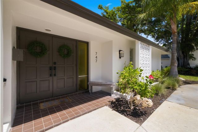747 SABAL COURT S, St Petersburg, FL 33705