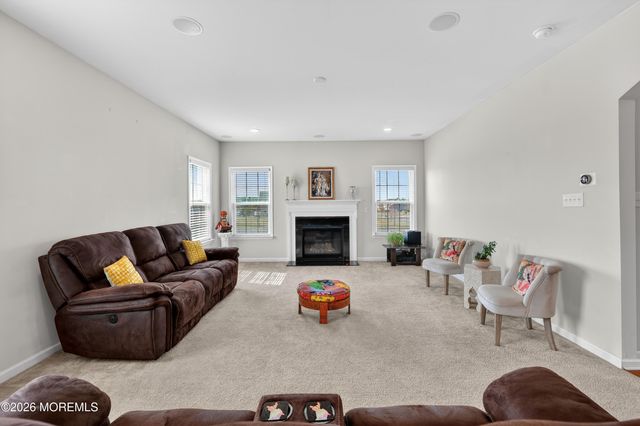 40 Gina Drive, Allentown, NJ 08501
