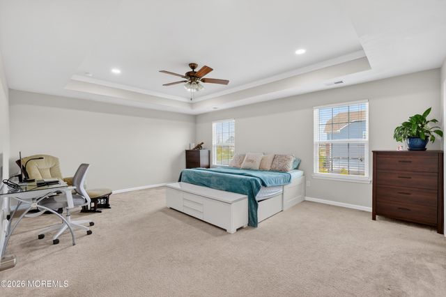 40 Gina Drive, Allentown, NJ 08501
